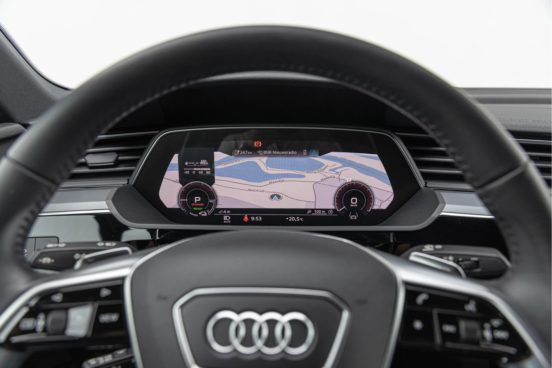 Hoofdafbeelding Audi e-tron