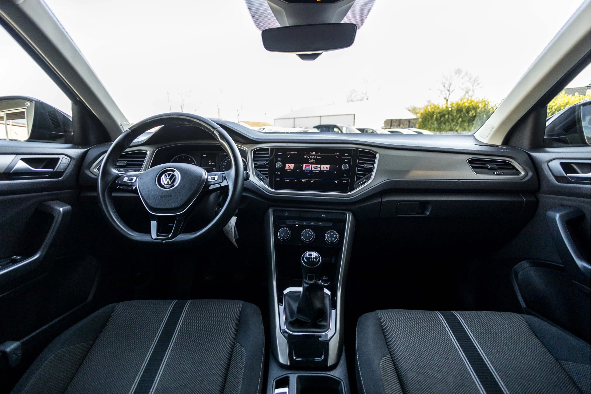 Hoofdafbeelding Volkswagen T-Roc