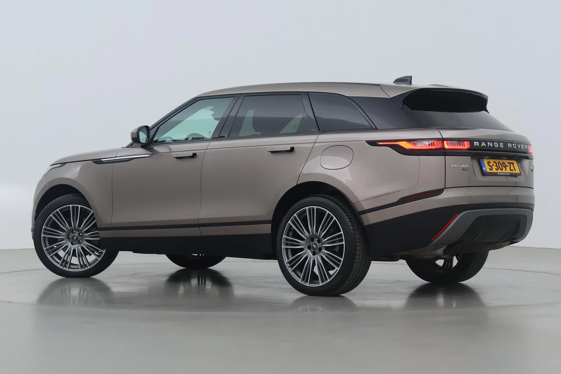 Hoofdafbeelding Land Rover Range Rover Velar