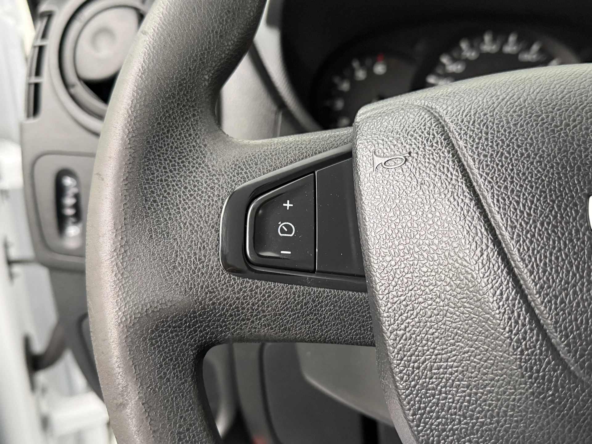 Hoofdafbeelding Nissan NV400