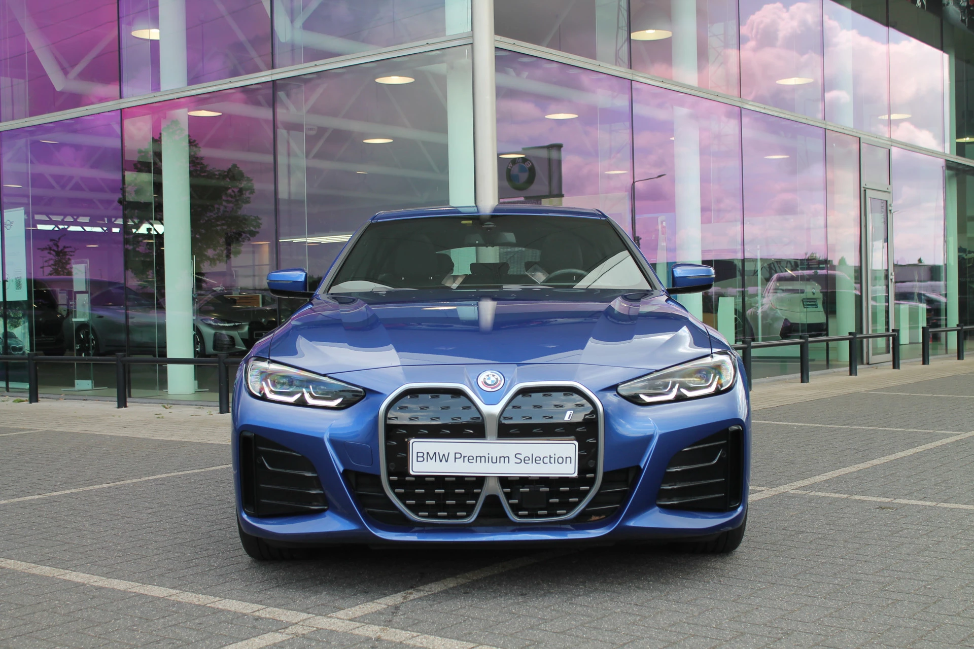 Hoofdafbeelding BMW i4