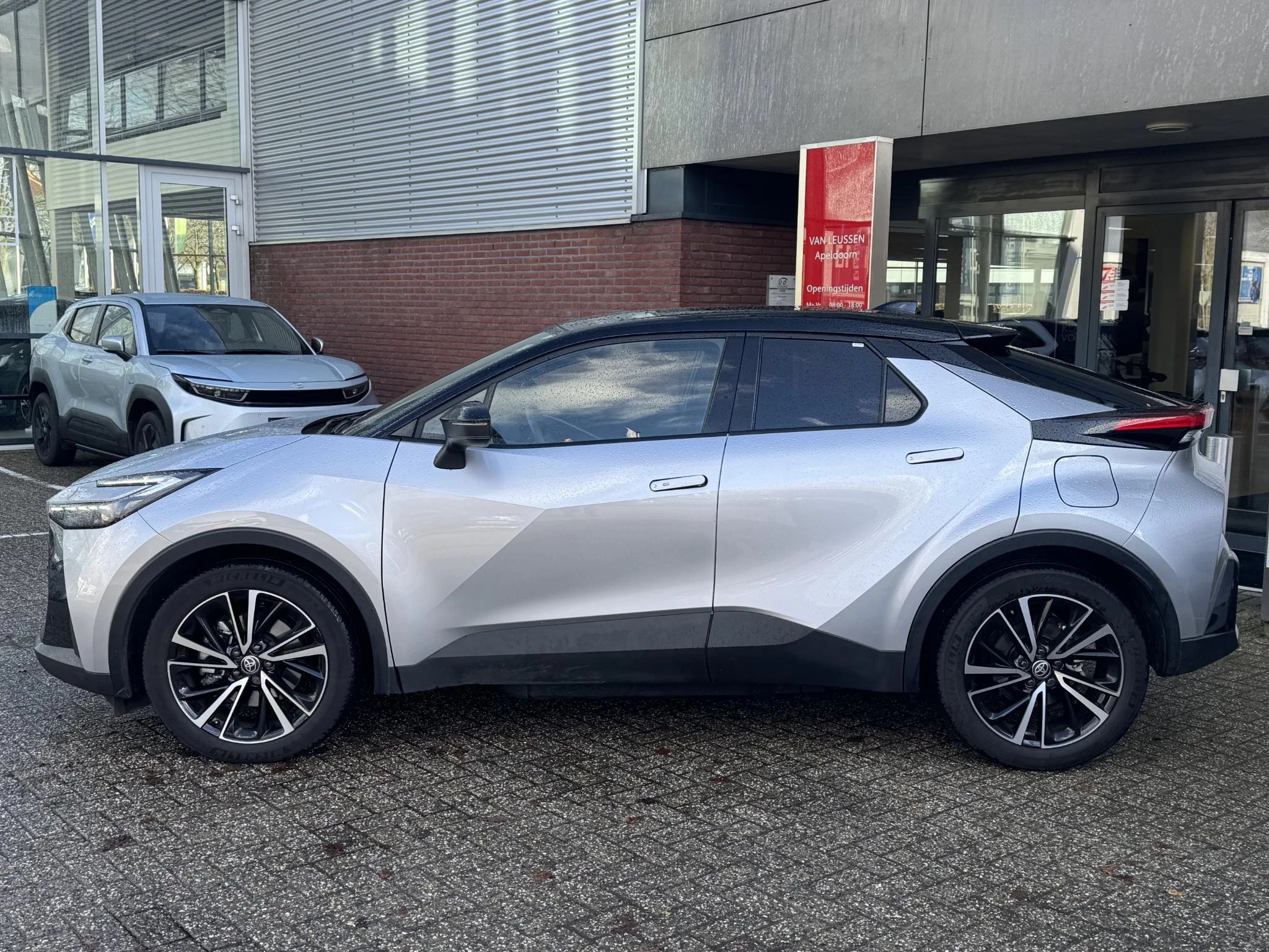 Hoofdafbeelding Toyota C-HR