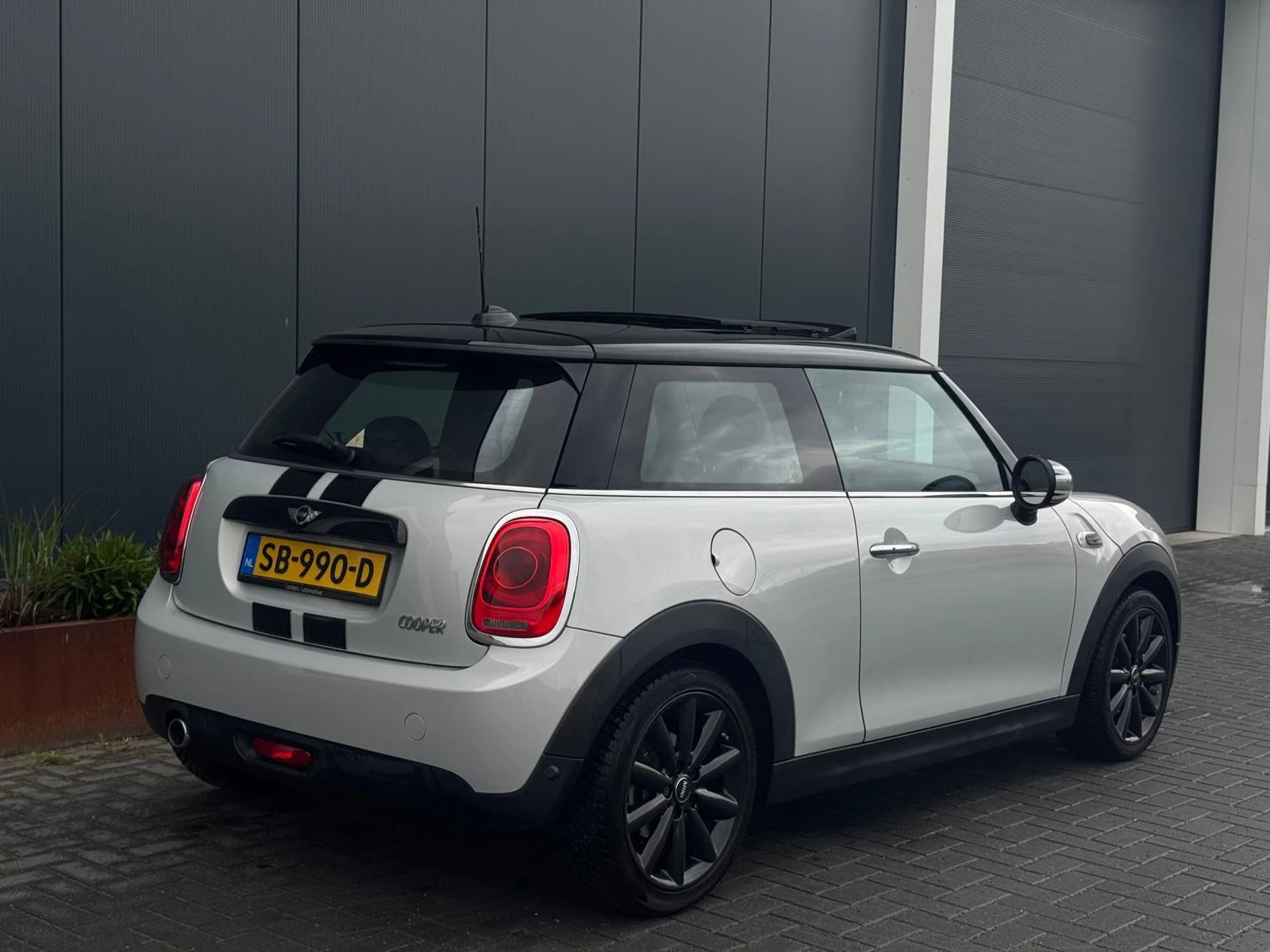 Hoofdafbeelding MINI Cooper