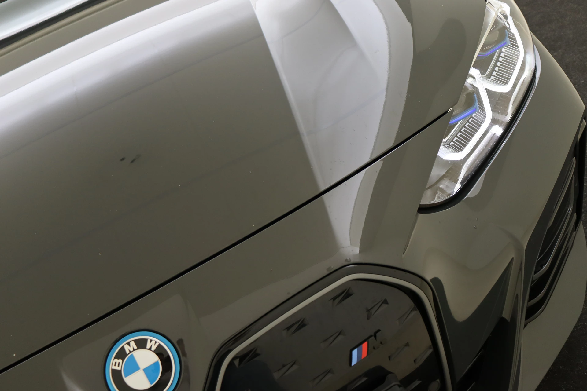 Hoofdafbeelding BMW i4