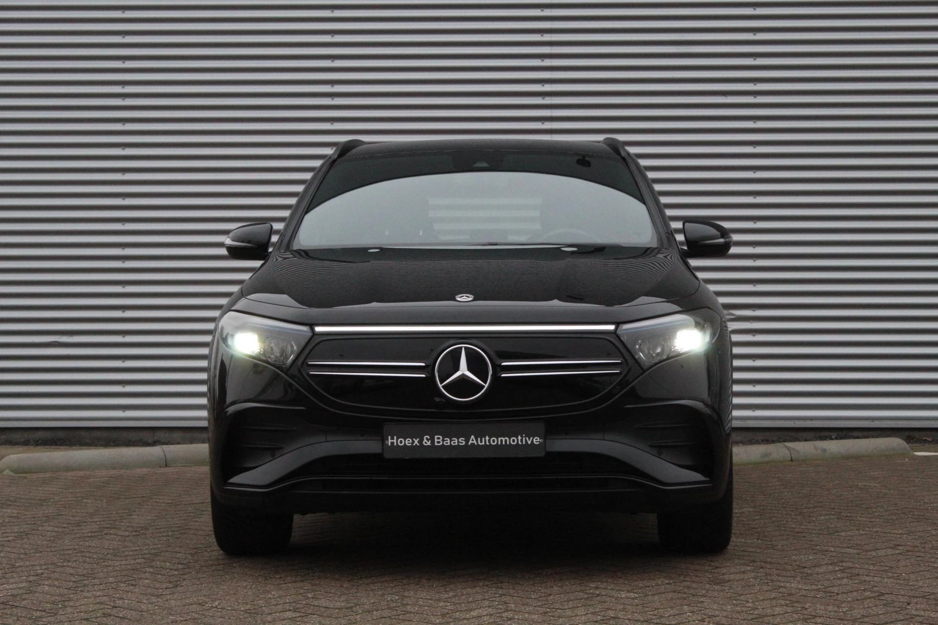 Hoofdafbeelding Mercedes-Benz EQA