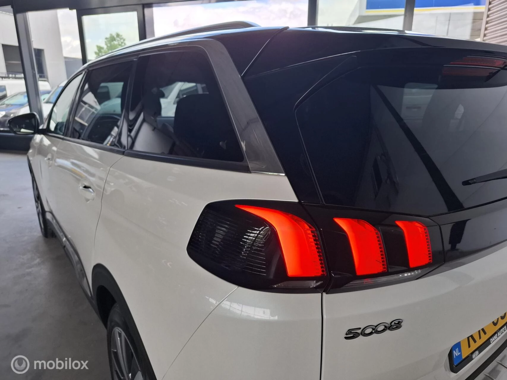 Hoofdafbeelding Peugeot 5008