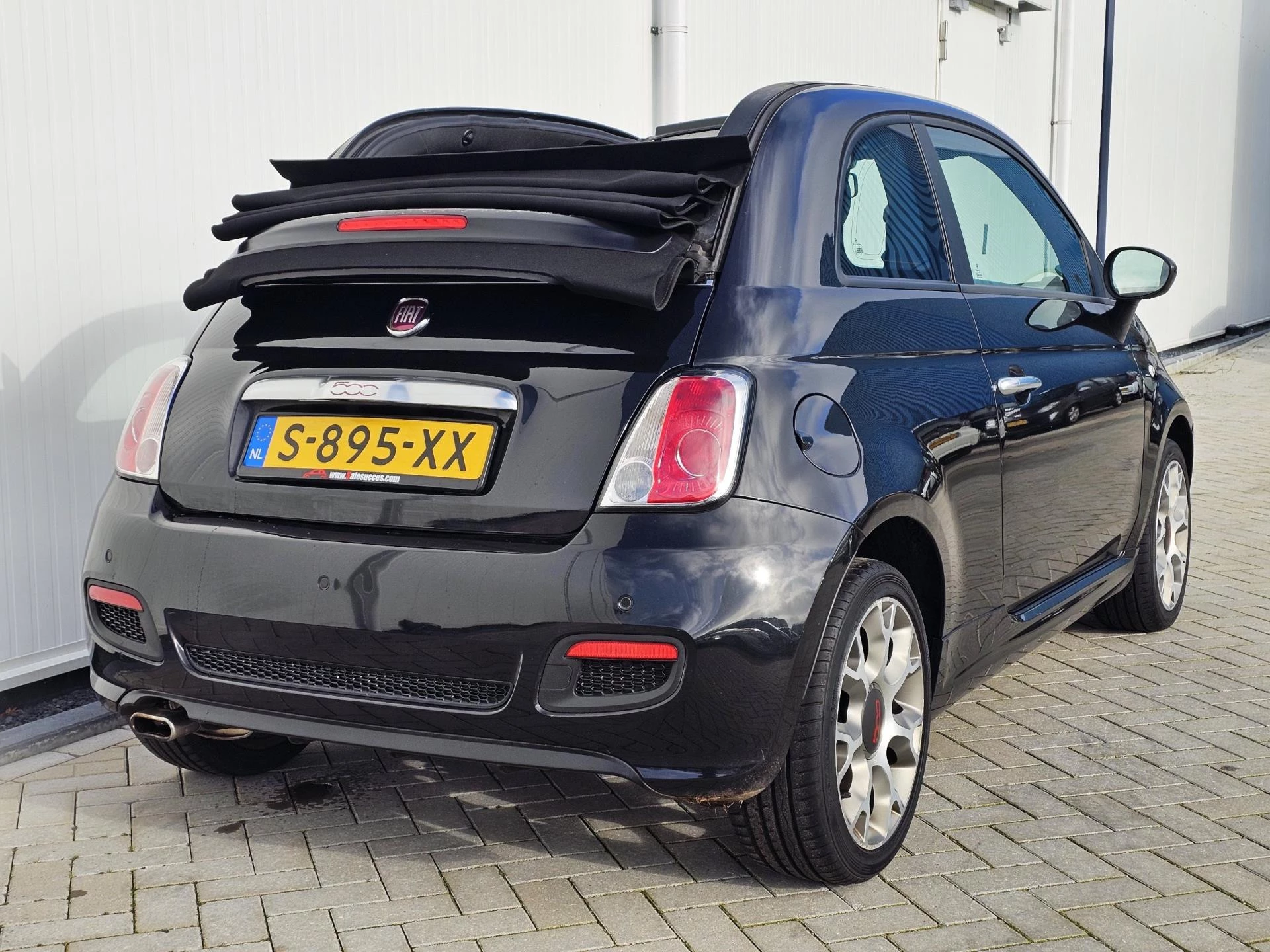 Hoofdafbeelding Fiat 500C