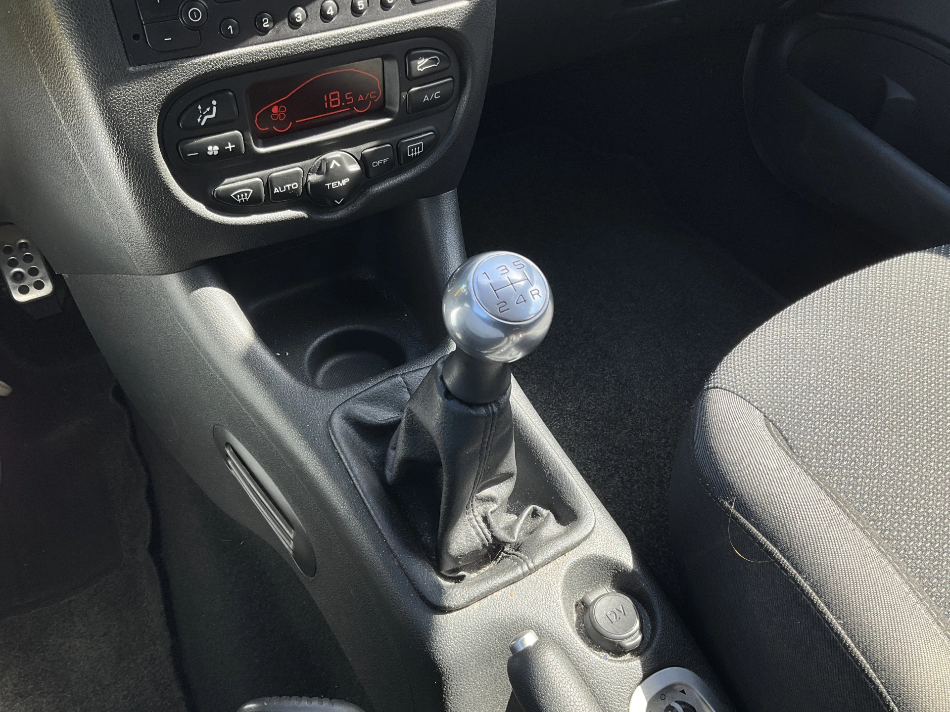 Hoofdafbeelding Peugeot 206