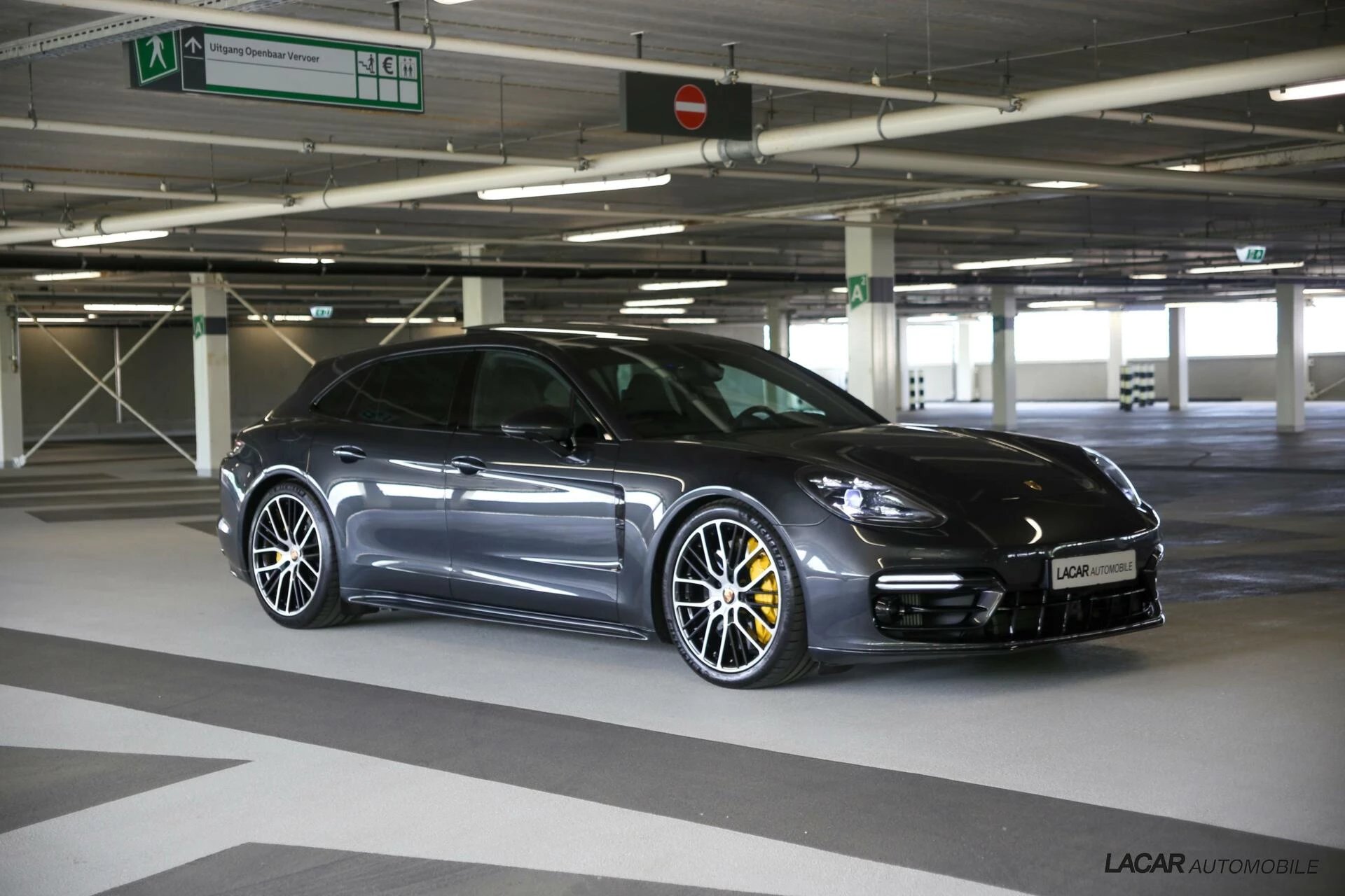 Hoofdafbeelding Porsche Panamera