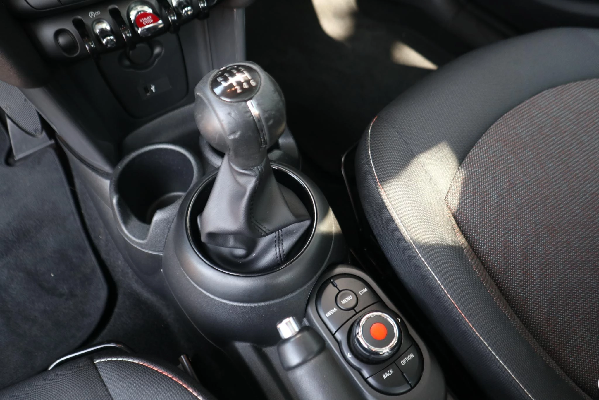 Hoofdafbeelding MINI 5-deurs