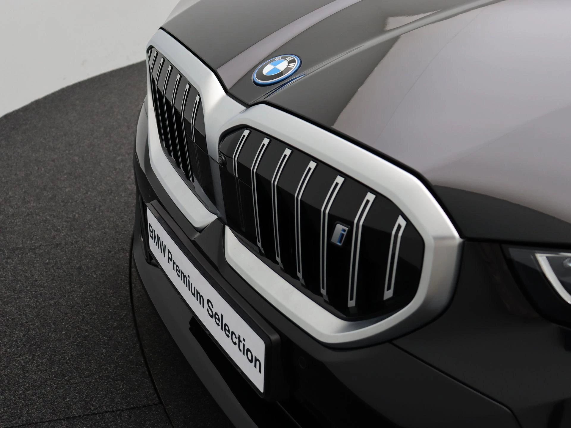 Hoofdafbeelding BMW i5