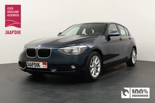 BMW 1 Serie BWJ 2012 116i 136 PK Business TREKHAAK / AIRCO / NAVI / CRUISE / PDC ACHTER /