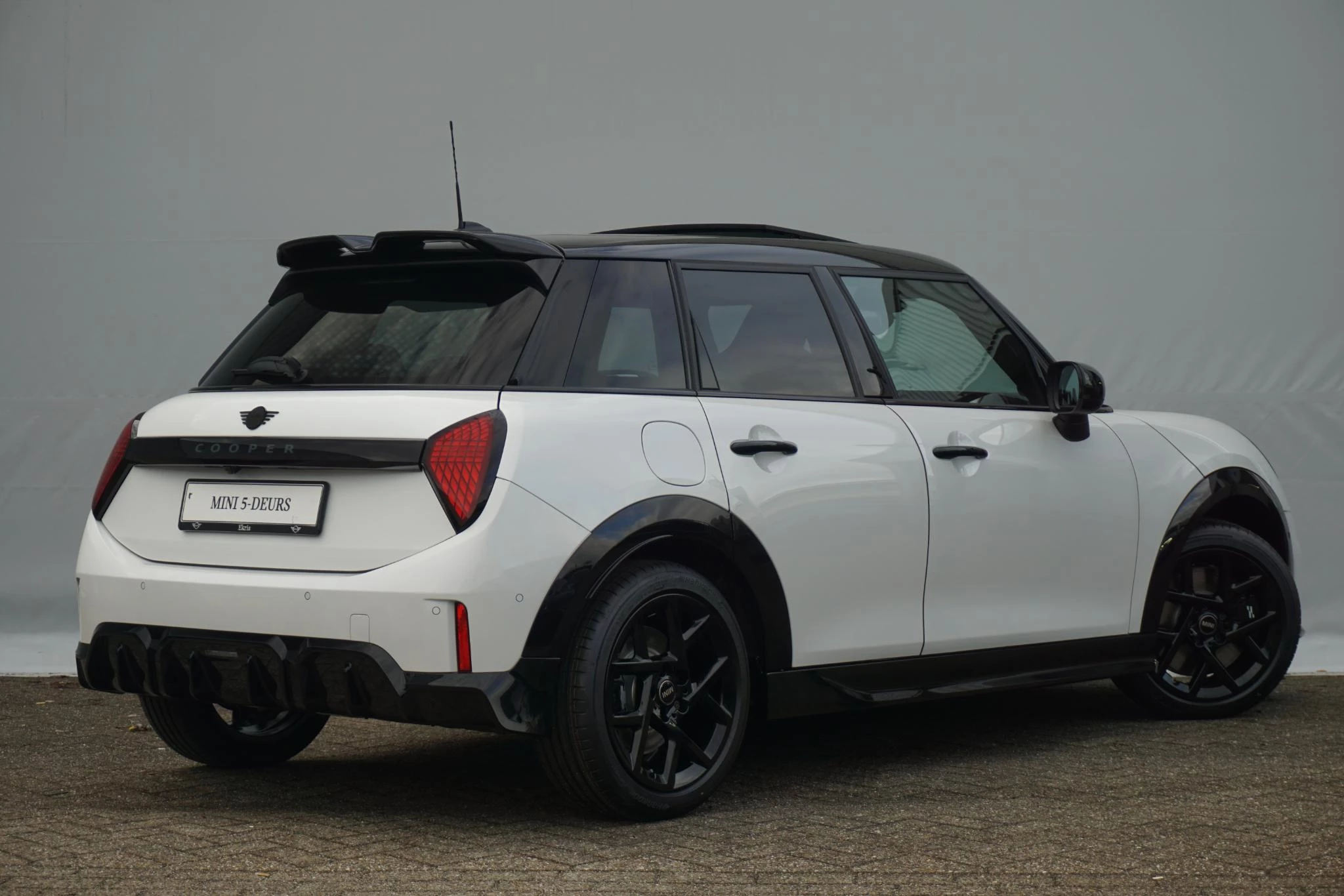 Hoofdafbeelding MINI 5-deurs