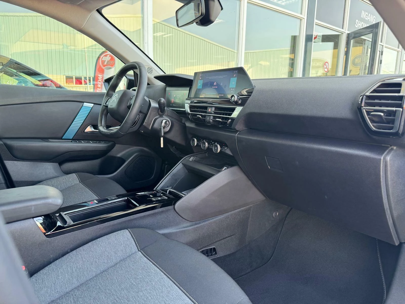 Hoofdafbeelding Citroën ë-C4