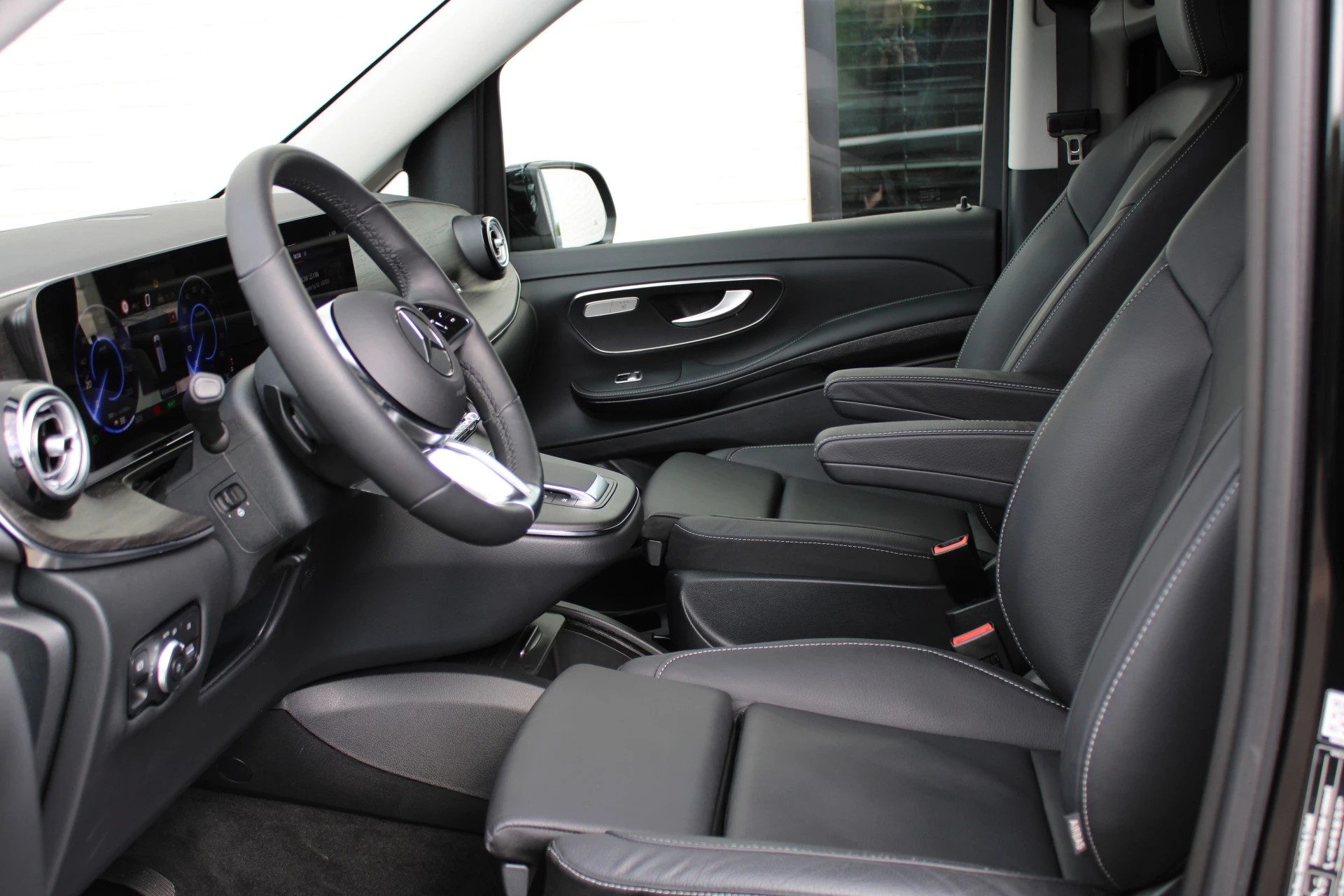 Hoofdafbeelding Mercedes-Benz EQV