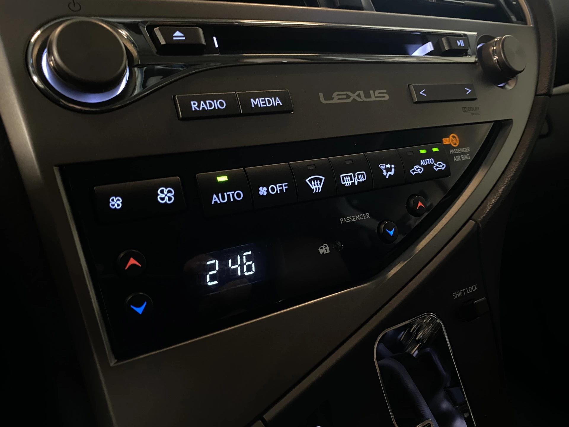 Hoofdafbeelding Lexus RX