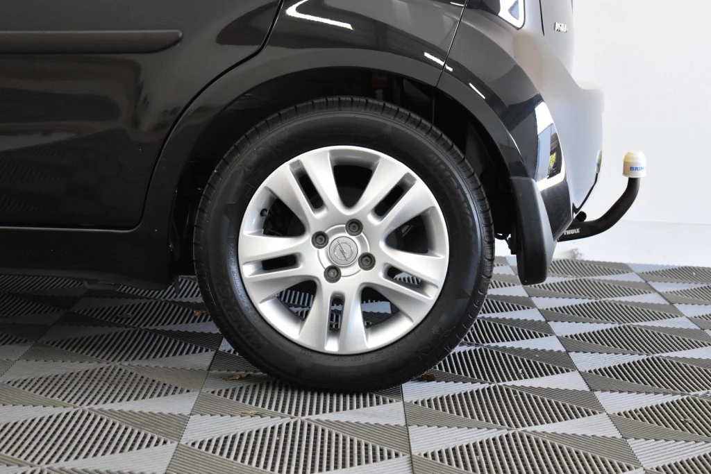Hoofdafbeelding Opel Agila