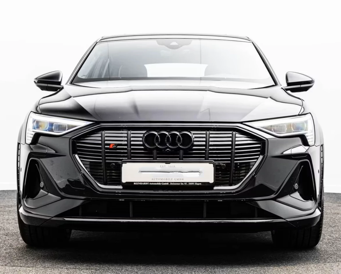 Hoofdafbeelding Audi e-tron