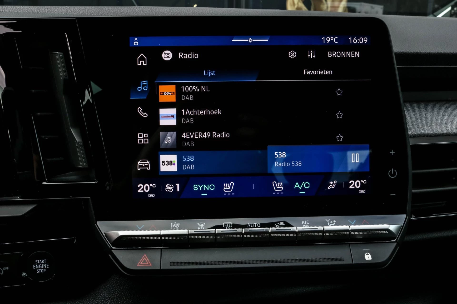 Hoofdafbeelding Renault Austral