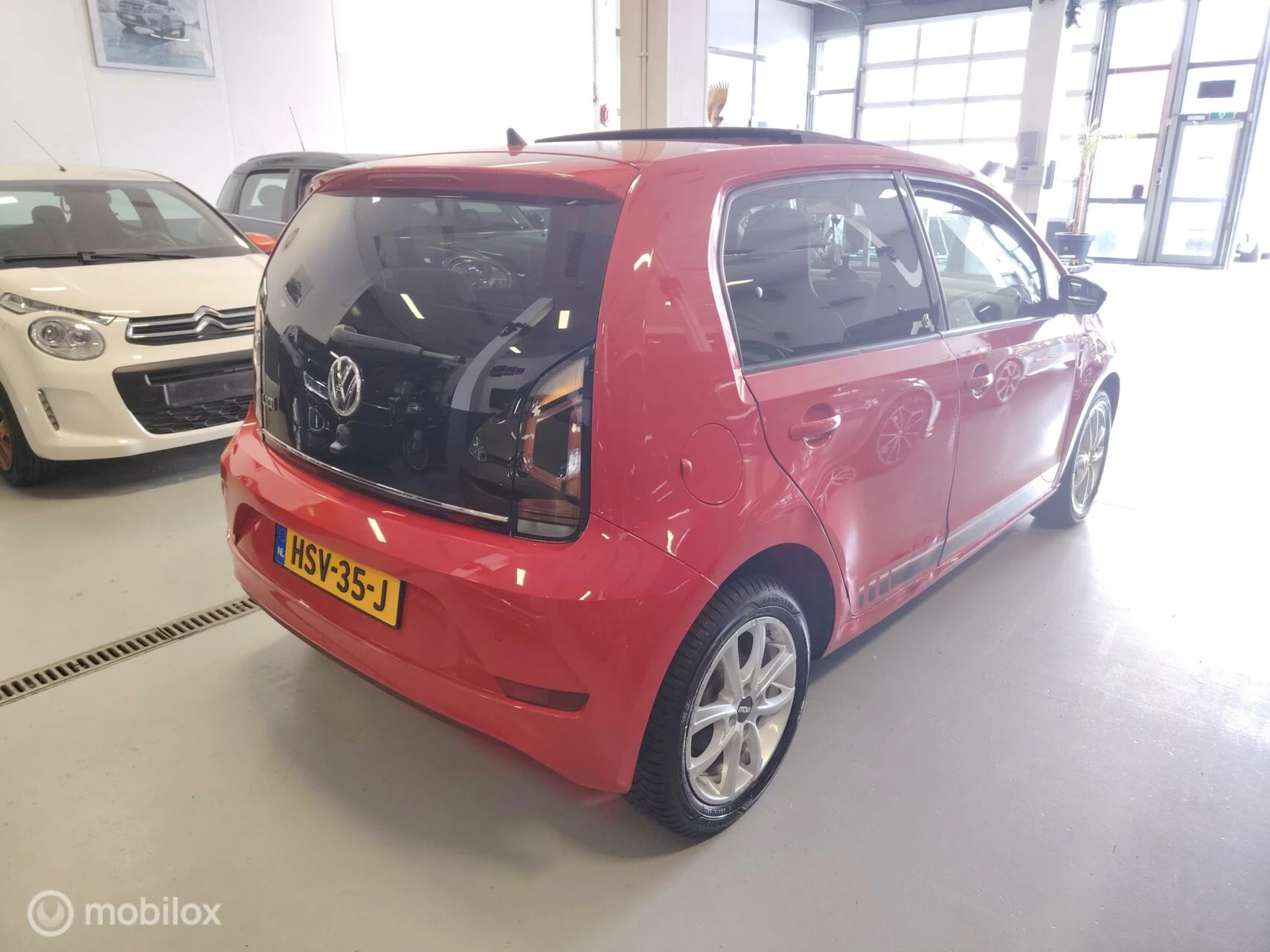 Hoofdafbeelding Volkswagen up!