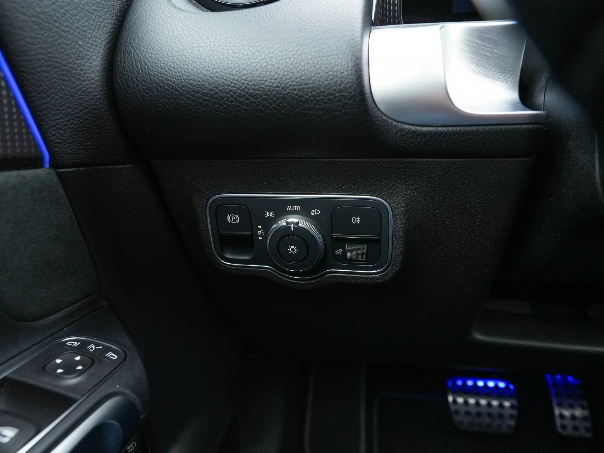 Hoofdafbeelding Mercedes-Benz EQB