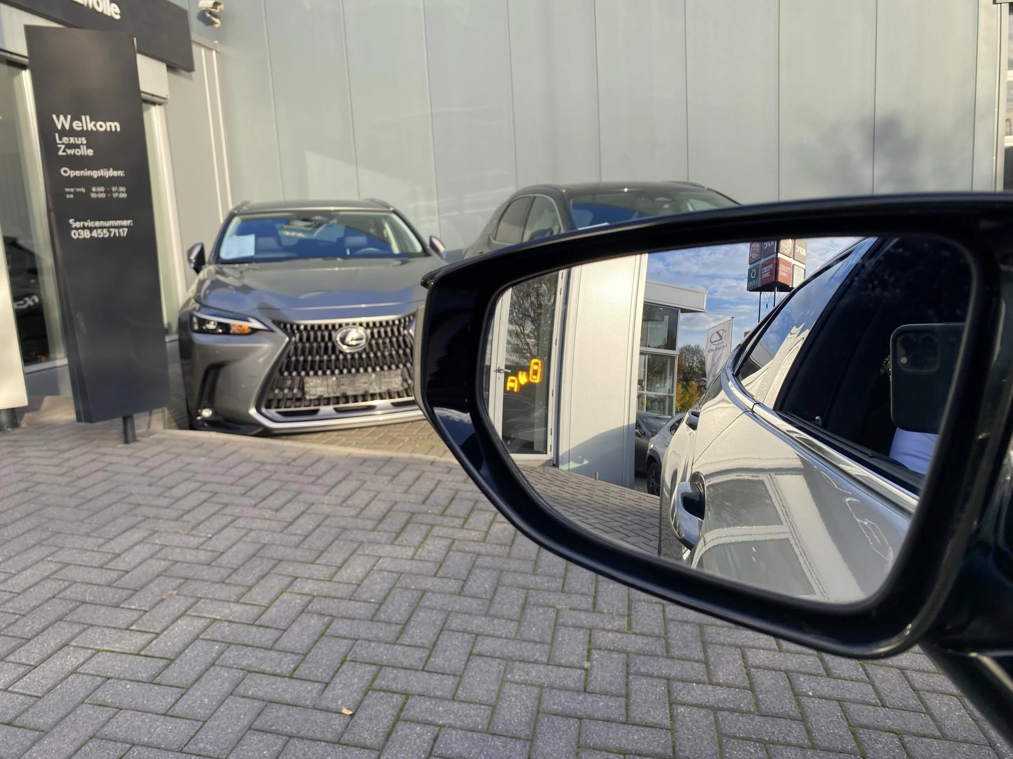 Hoofdafbeelding Lexus UX