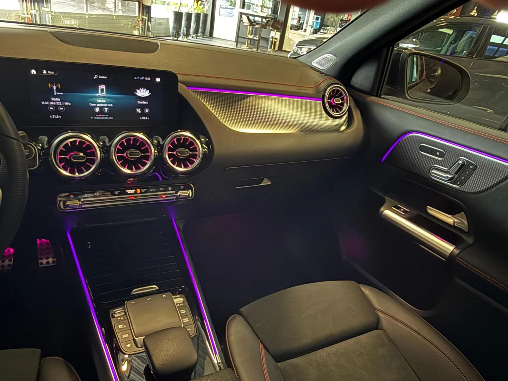 Hoofdafbeelding Mercedes-Benz EQA