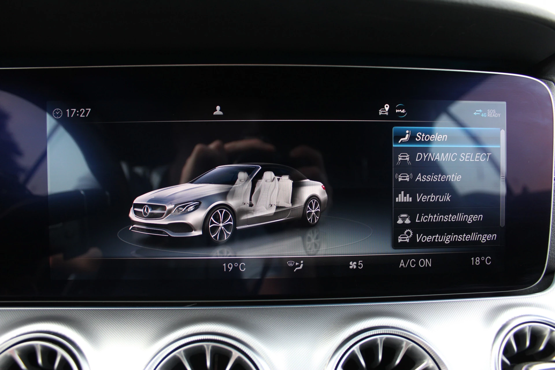 Hoofdafbeelding Mercedes-Benz E-Klasse