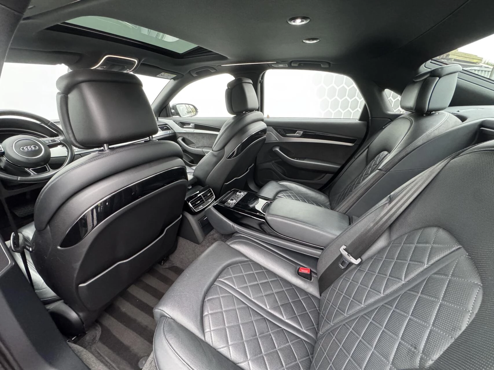 Hoofdafbeelding Audi A8