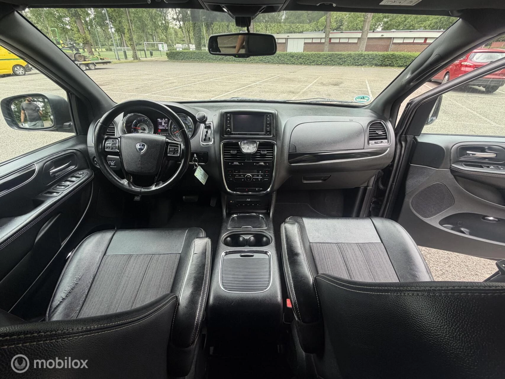 Hoofdafbeelding Lancia Voyager