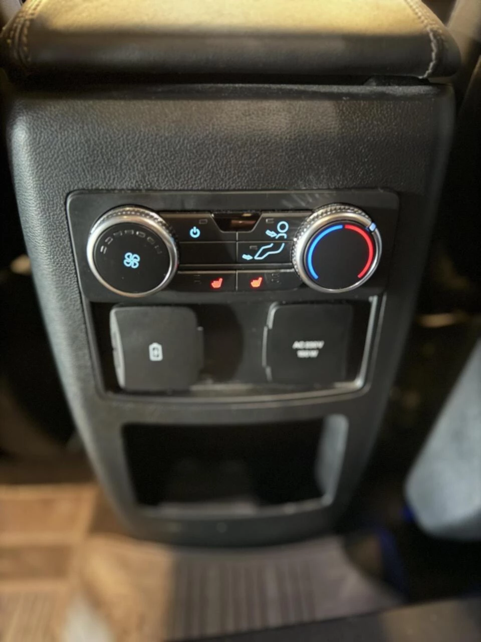 Hoofdafbeelding Ford Explorer