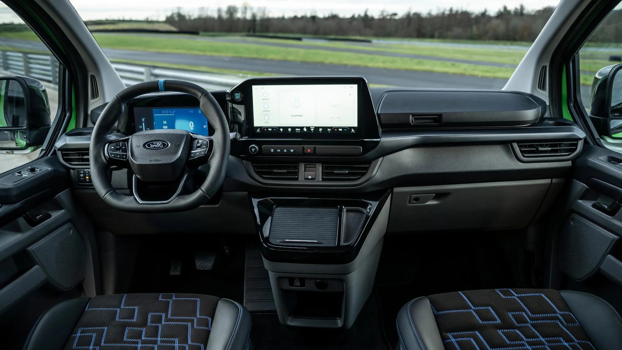 Hoofdafbeelding Ford E-Transit Custom