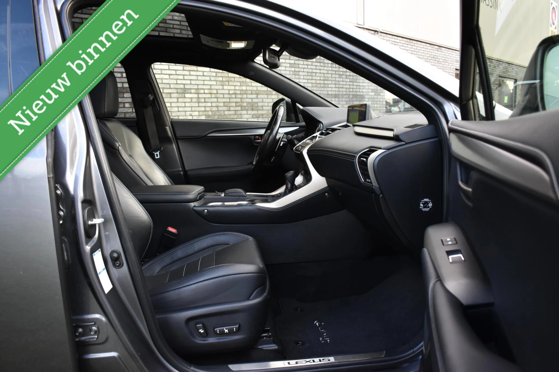 Hoofdafbeelding Lexus NX