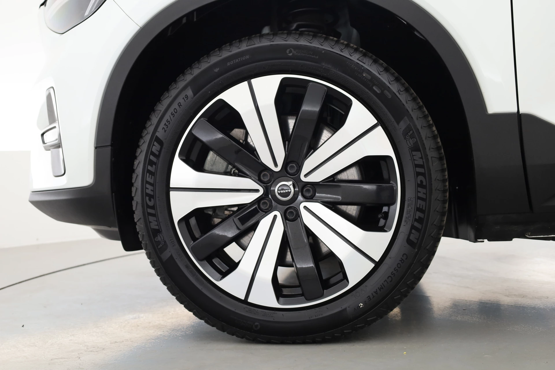 Hoofdafbeelding Volvo C40