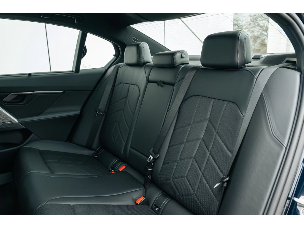 Hoofdafbeelding BMW i5