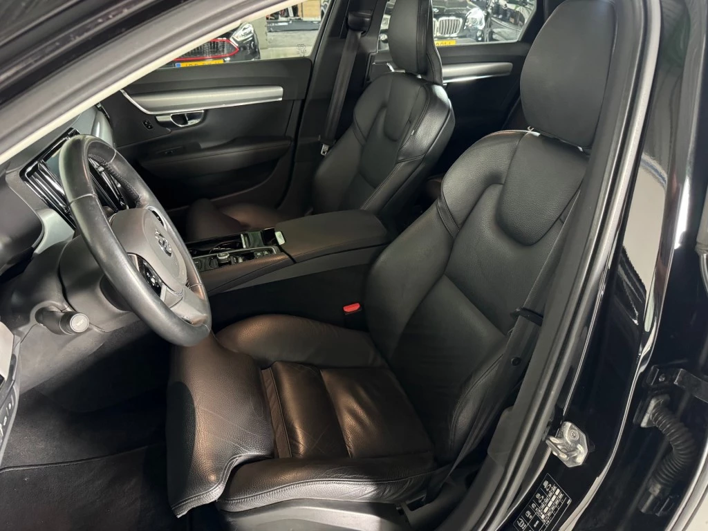 Hoofdafbeelding Volvo V90