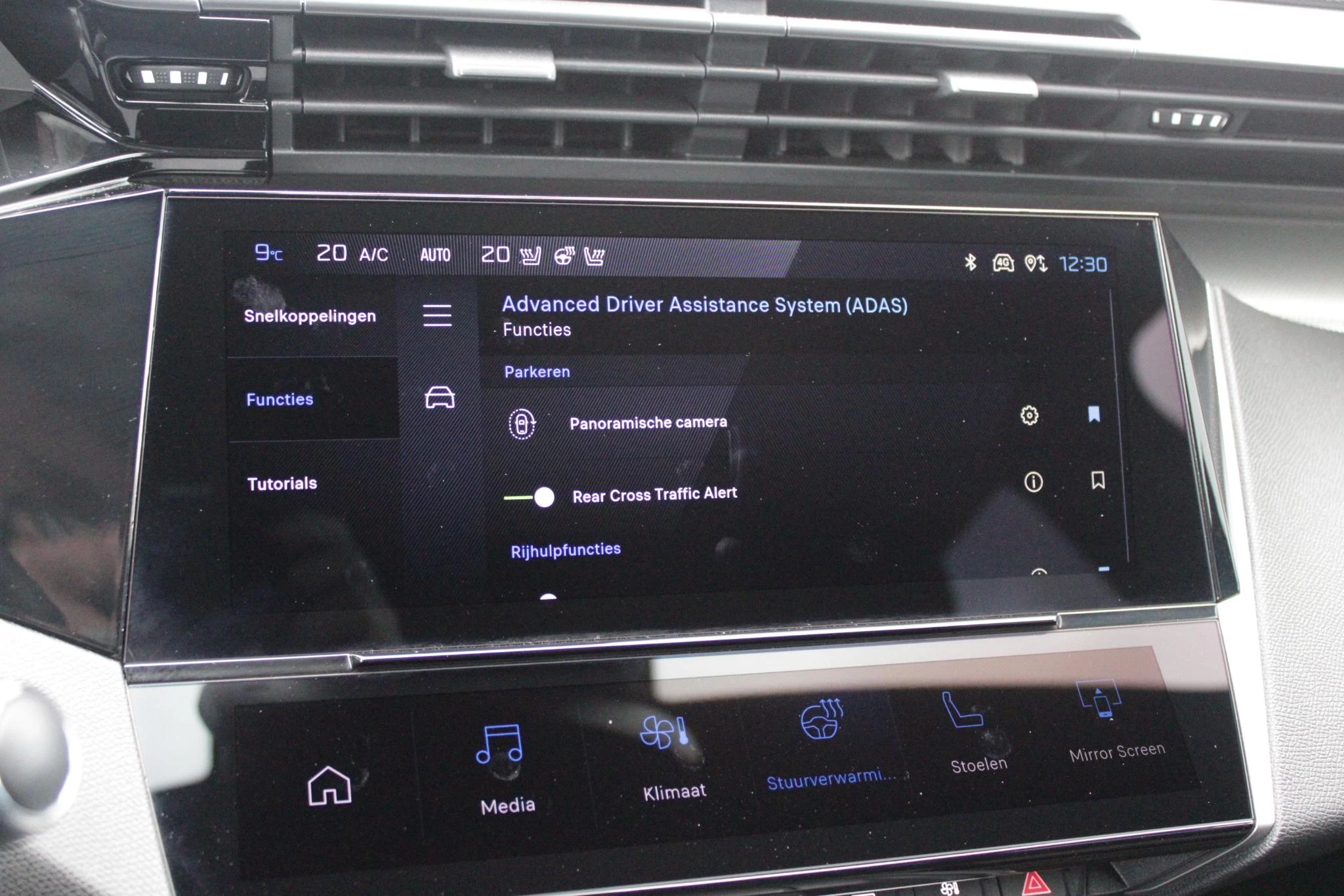 Hoofdafbeelding Peugeot 408