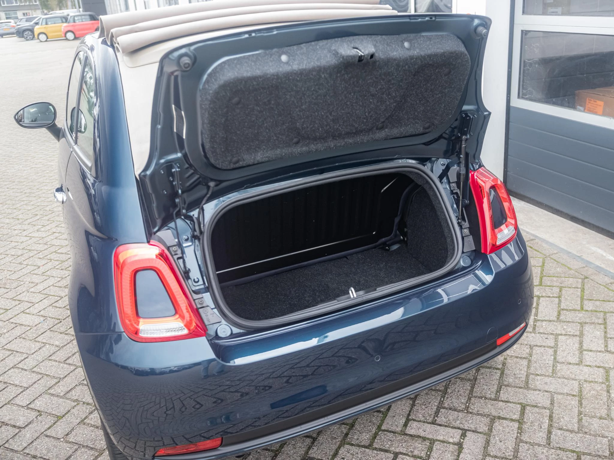 Hoofdafbeelding Fiat 500C
