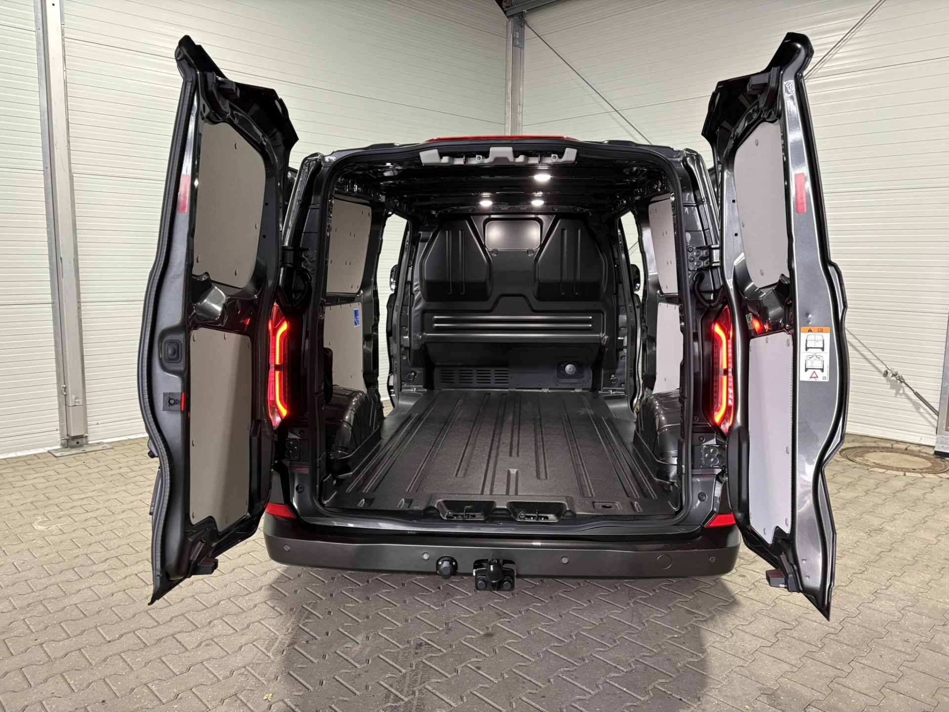 Hoofdafbeelding Ford E-Transit