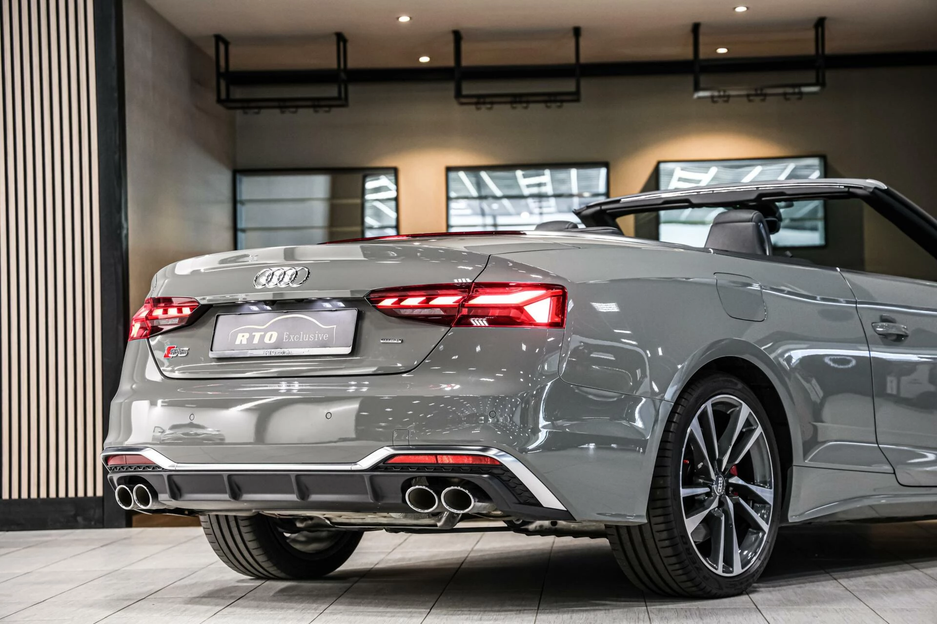 Hoofdafbeelding Audi S5