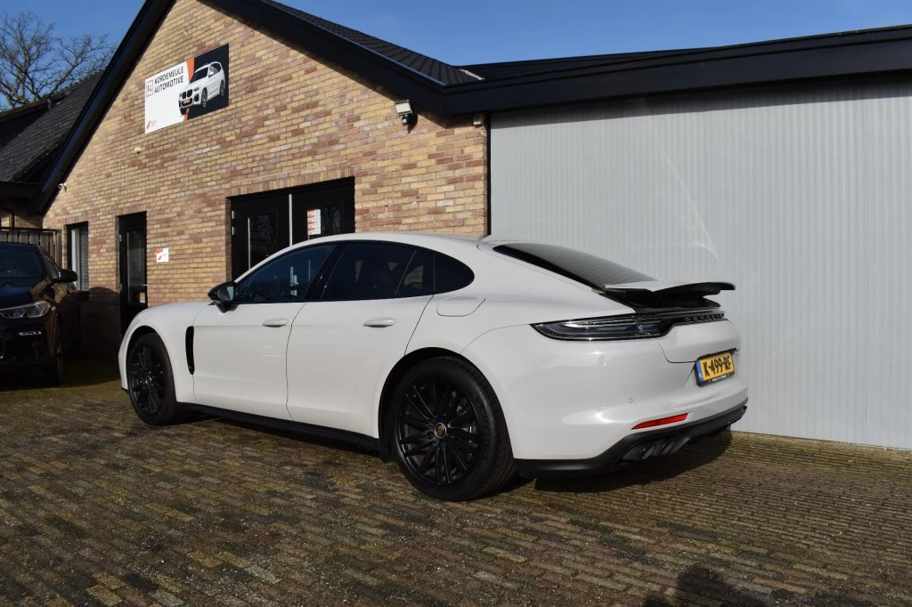 Hoofdafbeelding Porsche Panamera