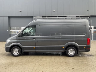 Volkswagen Crafter 35 2.0 TDI 140pk automaat L3H3 ( voorheen L2H2 ) Trendline / vaste prijs rijklaar € 16.950 ex btw / lease vanaf € 285 / grijs metallic / airco / cruise / pdc rondom / trekhaak / imperial