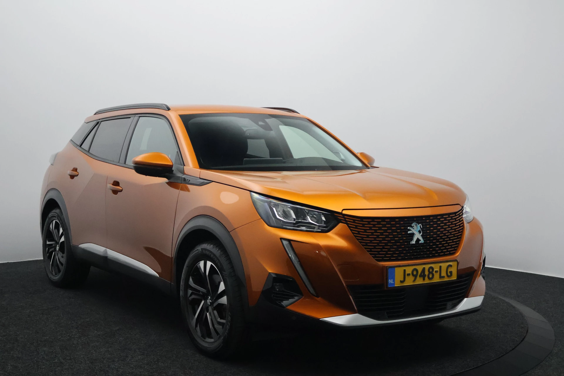 Hoofdafbeelding Peugeot e-2008
