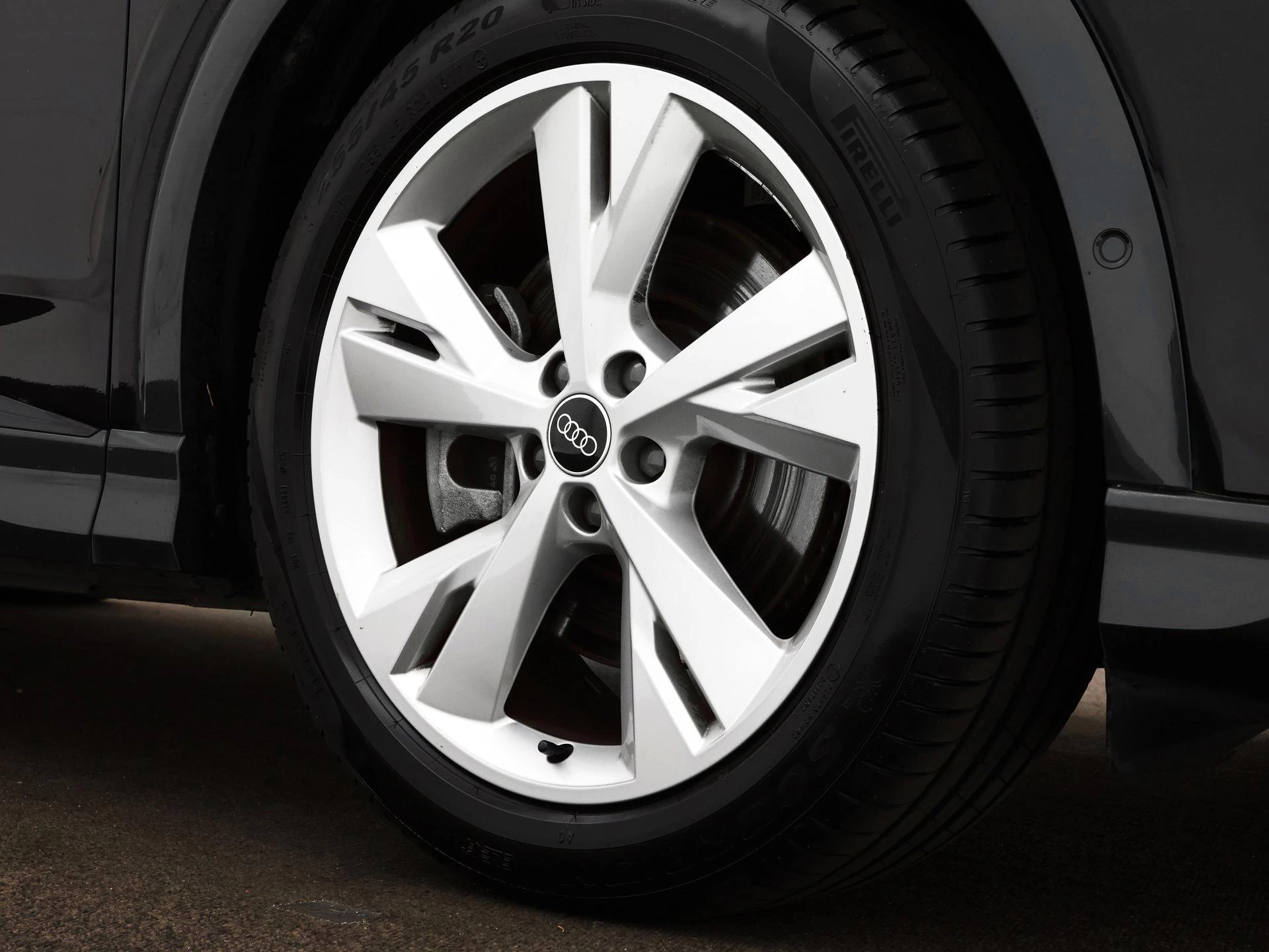 Hoofdafbeelding Audi Q4 Sportback e-tron