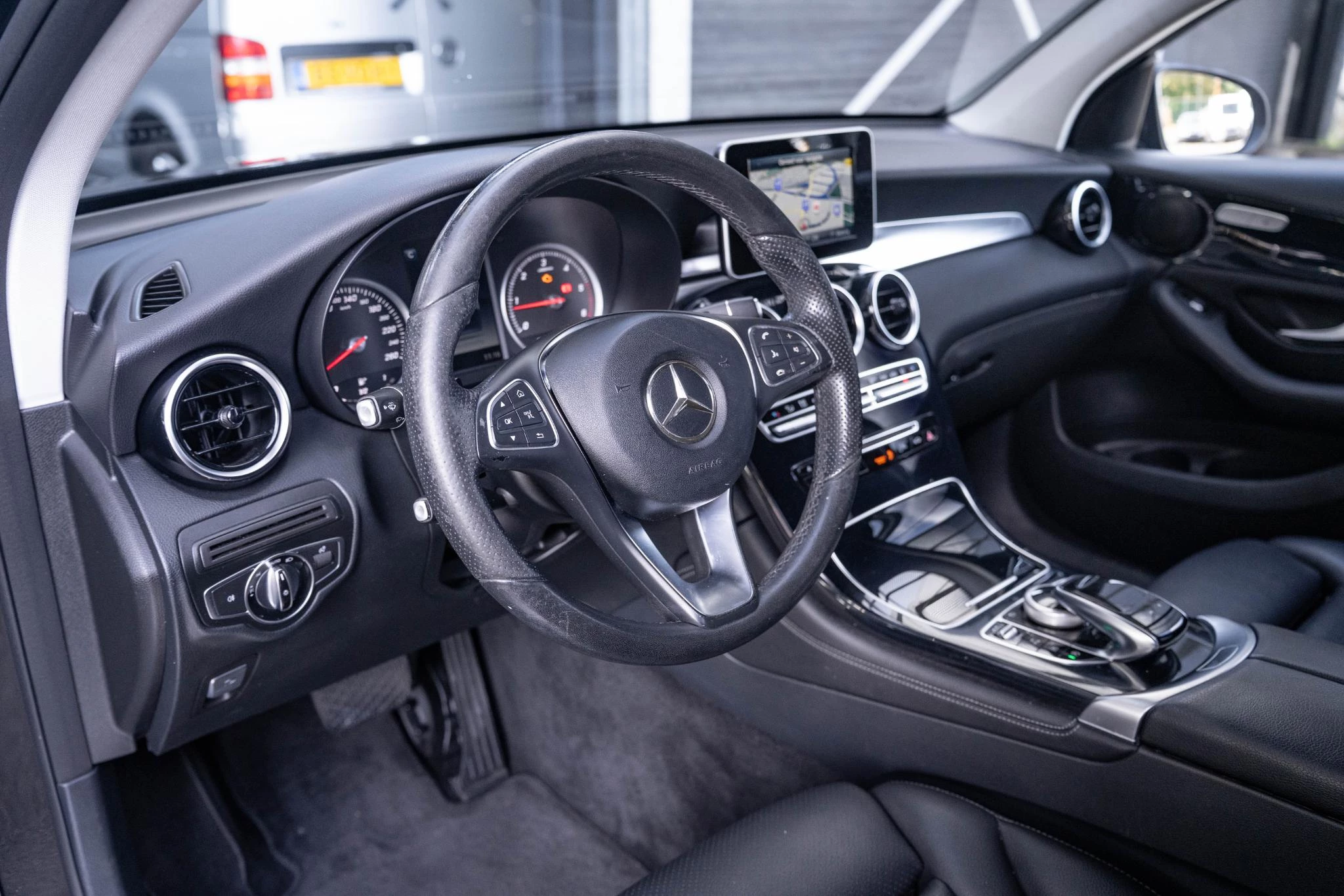 Hoofdafbeelding Mercedes-Benz GLC