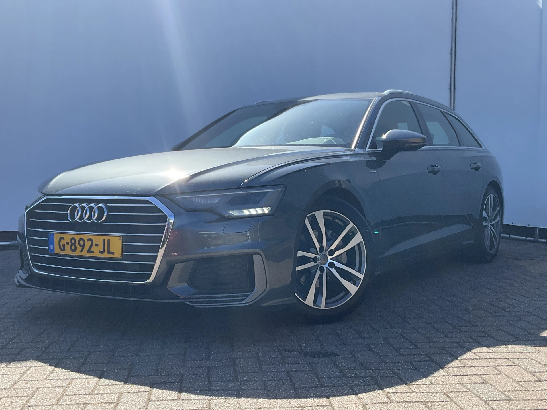 Hoofdafbeelding Audi A6
