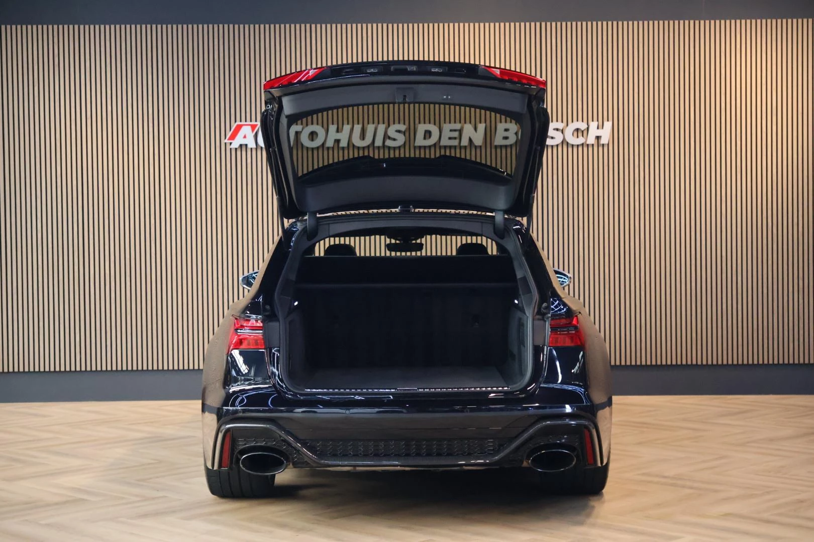 Hoofdafbeelding Audi RS6