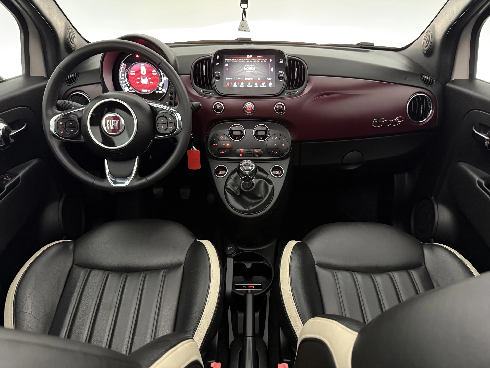 Hoofdafbeelding Fiat 500C