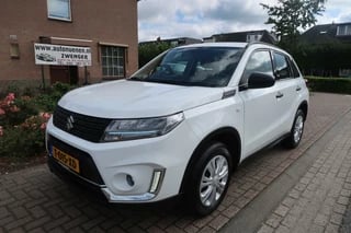 Hoofdafbeelding Suzuki Vitara Suzuki Vitara 1.4 Boosterjet Smart Hybrid NAVIGATIE|CARPLAY|LANE DETECTIE|ADAPTIVE CRUISECONTROL|AIRCO|DEALER ONDERHOUDEN