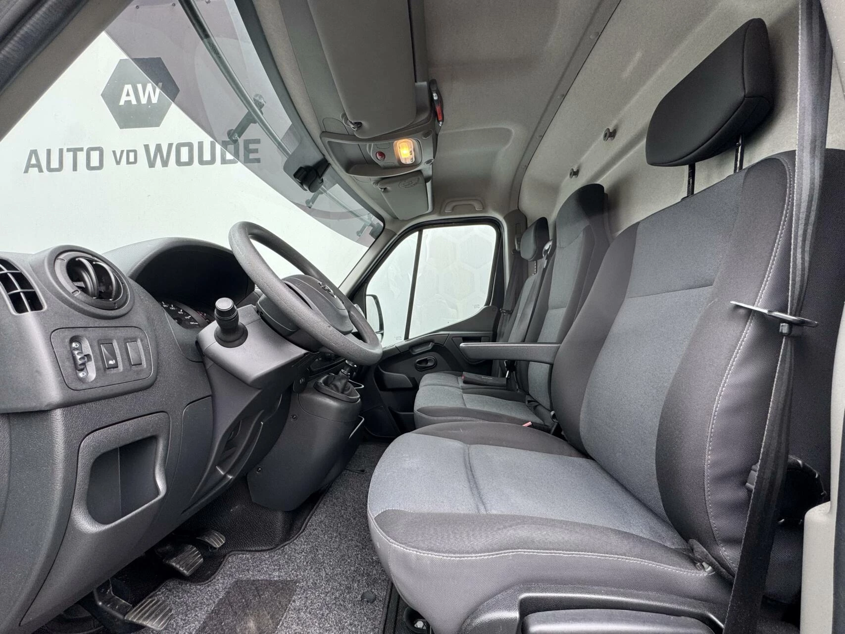 Hoofdafbeelding Nissan NV400